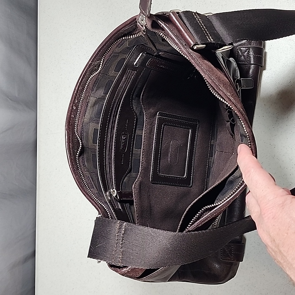 Fossil Leather Messenger Computer Crossover Bag - image 7